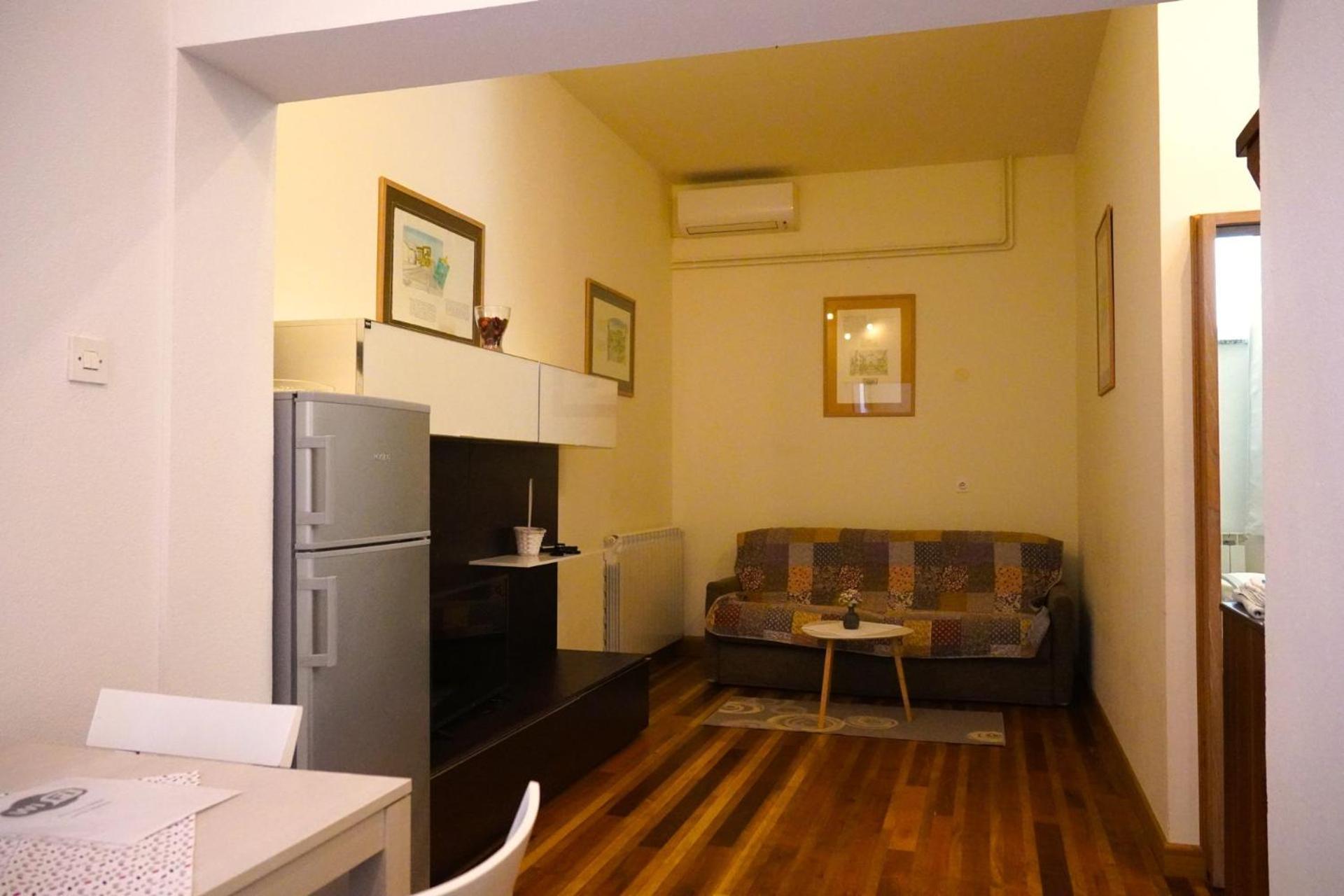 Lana House With Apartment Petrovija Exterior photo